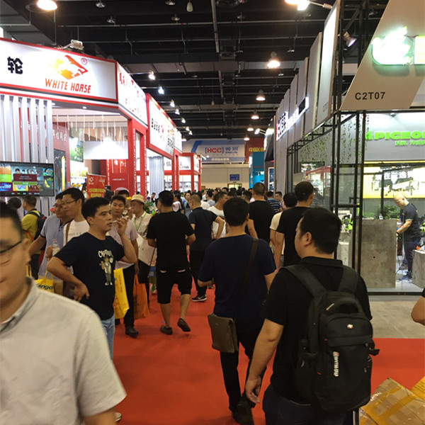 【大圣归来】五金展圆满结束，九游会·J9·官方网站-真人游戏第一品牌展台前宾客满蓬